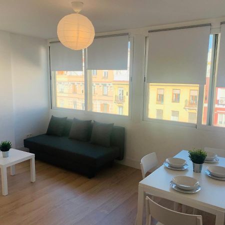 Pisos Con Piscina Barrio Exclusivo-Wizinkcenter Alquiler Temporada Appartement Madrid Buitenkant foto