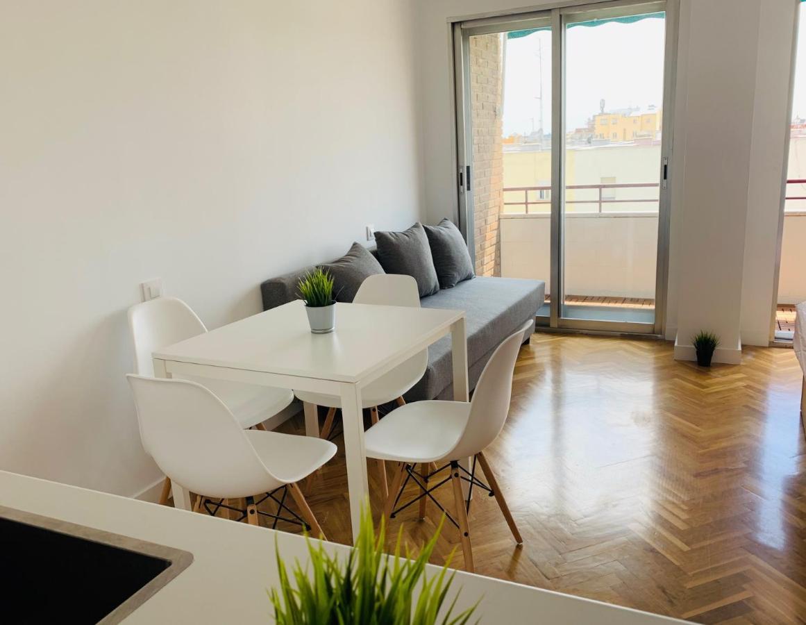Pisos Con Piscina Barrio Exclusivo-Wizinkcenter Alquiler Temporada Appartement Madrid Buitenkant foto