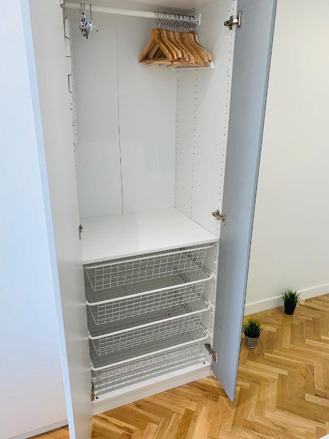Pisos Con Piscina Barrio Exclusivo-Wizinkcenter Alquiler Temporada Appartement Madrid Buitenkant foto
