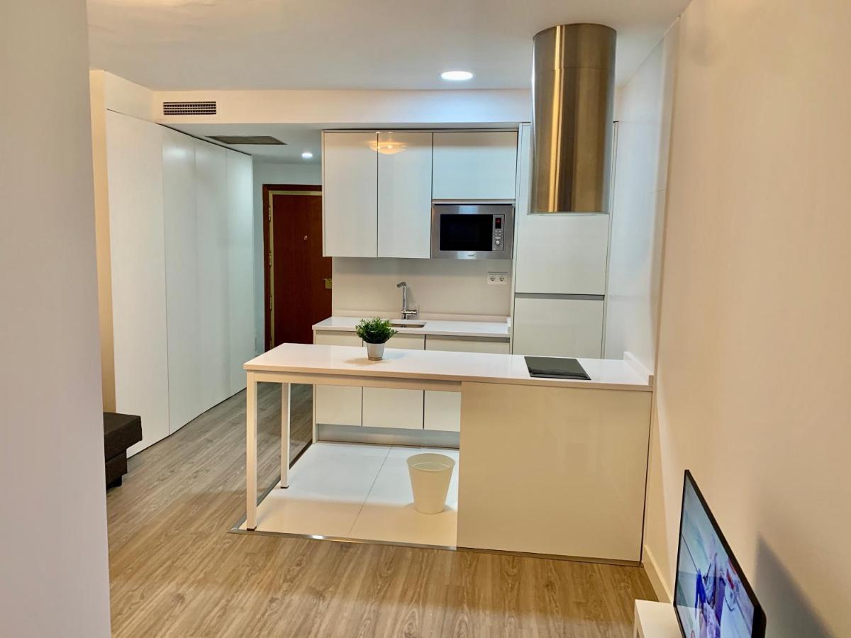 Pisos Con Piscina Barrio Exclusivo-Wizinkcenter Alquiler Temporada Appartement Madrid Buitenkant foto