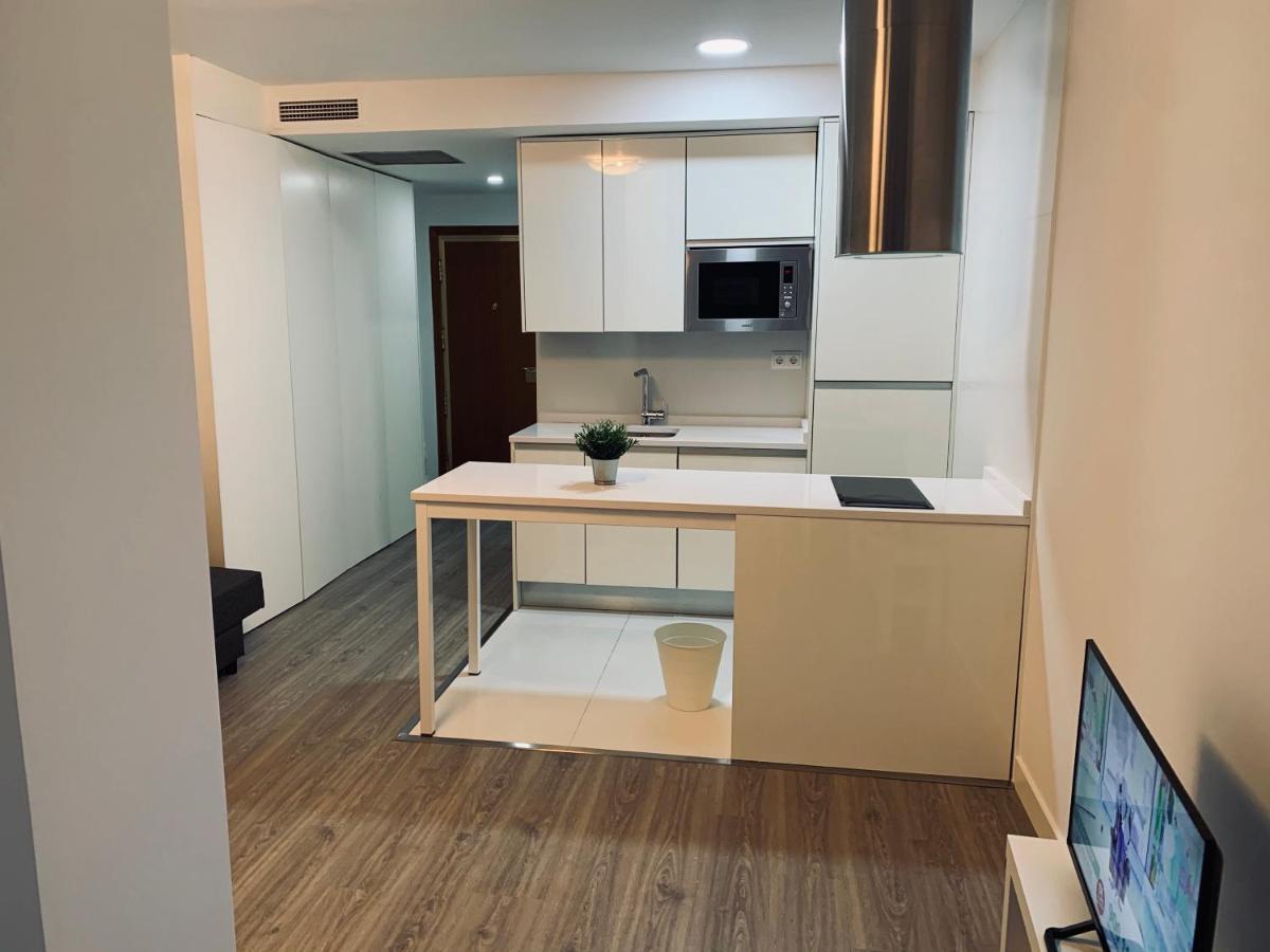 Pisos Con Piscina Barrio Exclusivo-Wizinkcenter Alquiler Temporada Appartement Madrid Buitenkant foto