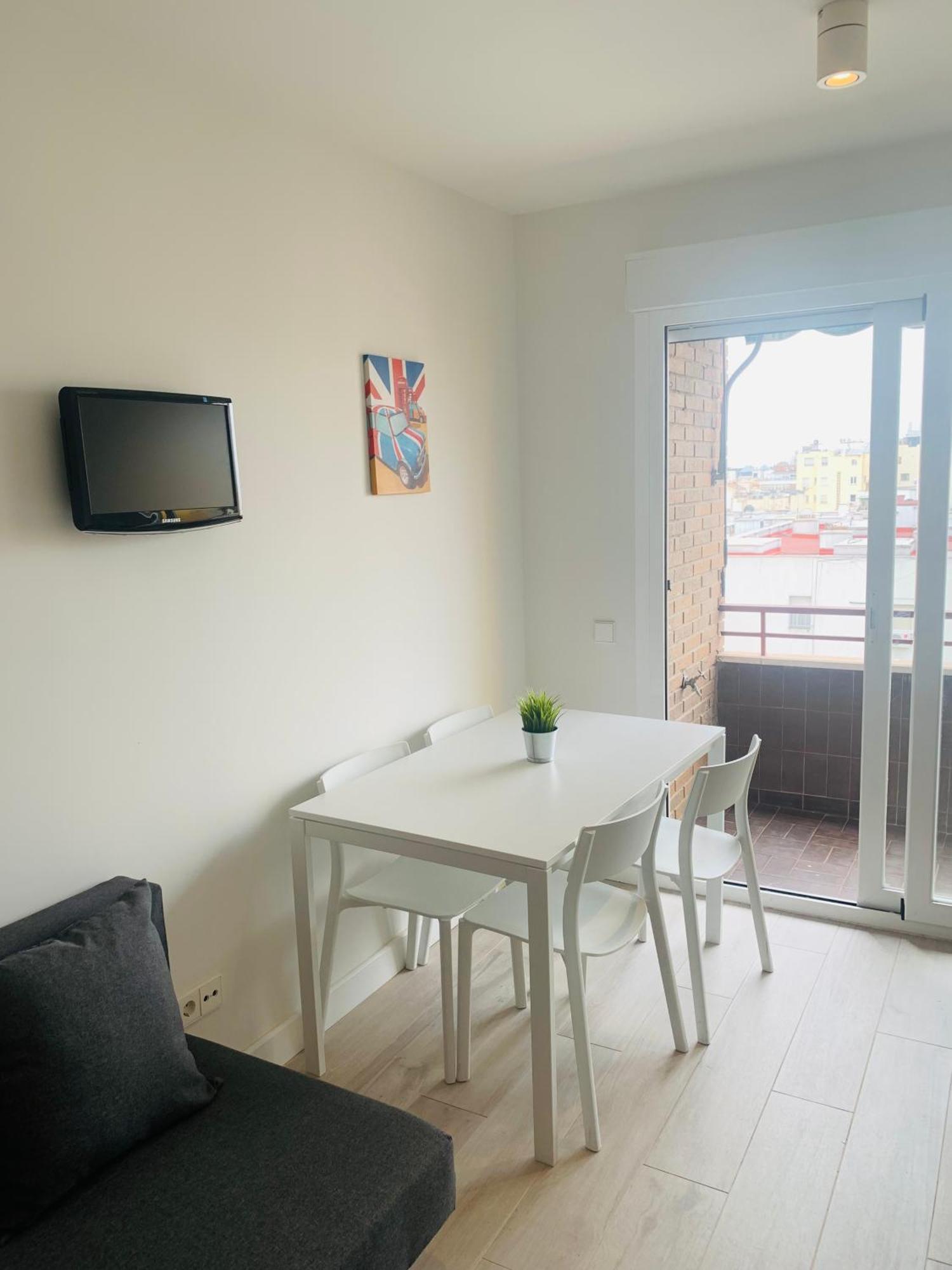 Pisos Con Piscina Barrio Exclusivo-Wizinkcenter Alquiler Temporada Appartement Madrid Buitenkant foto