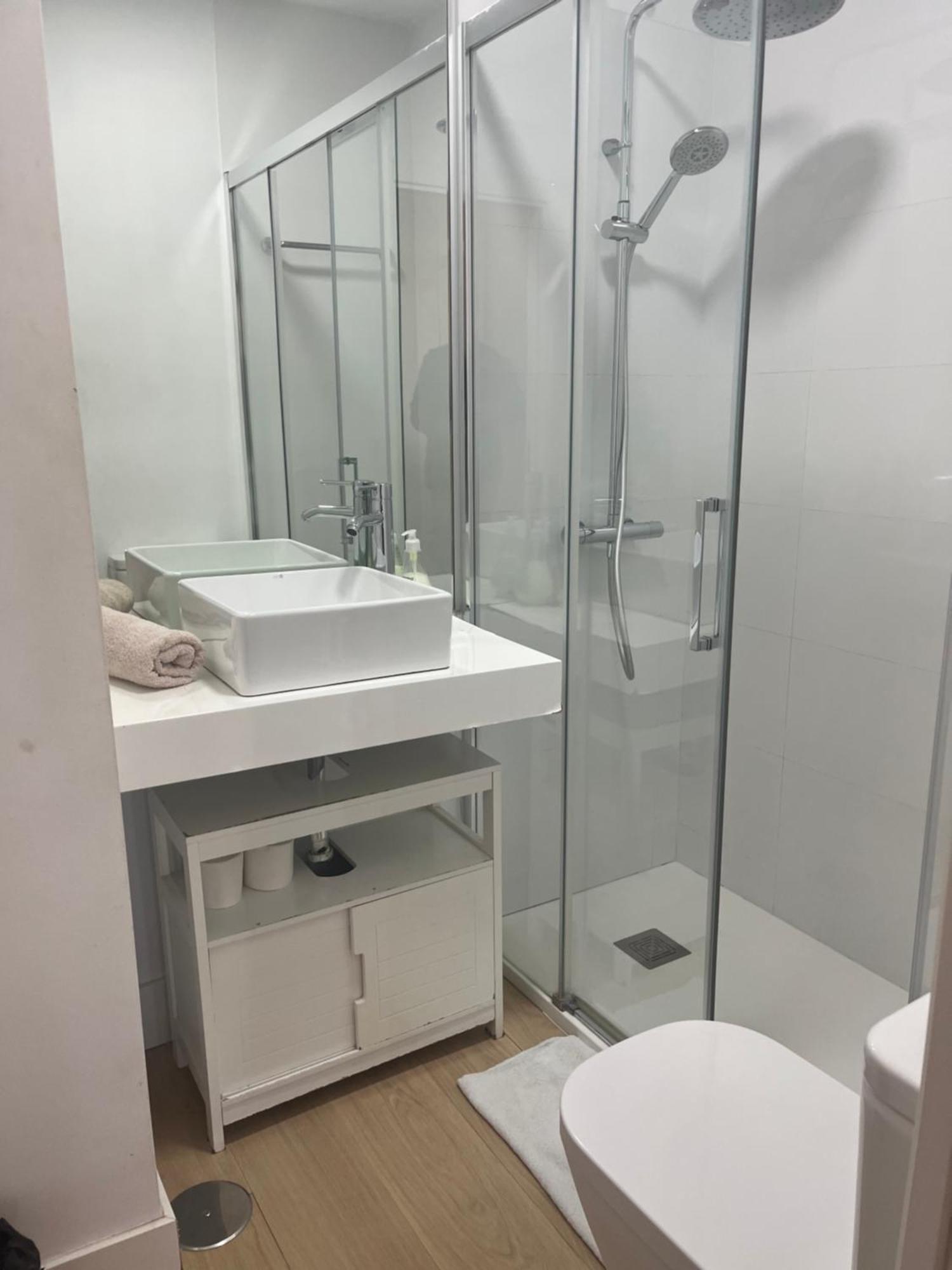 Pisos Con Piscina Barrio Exclusivo-Wizinkcenter Alquiler Temporada Appartement Madrid Buitenkant foto