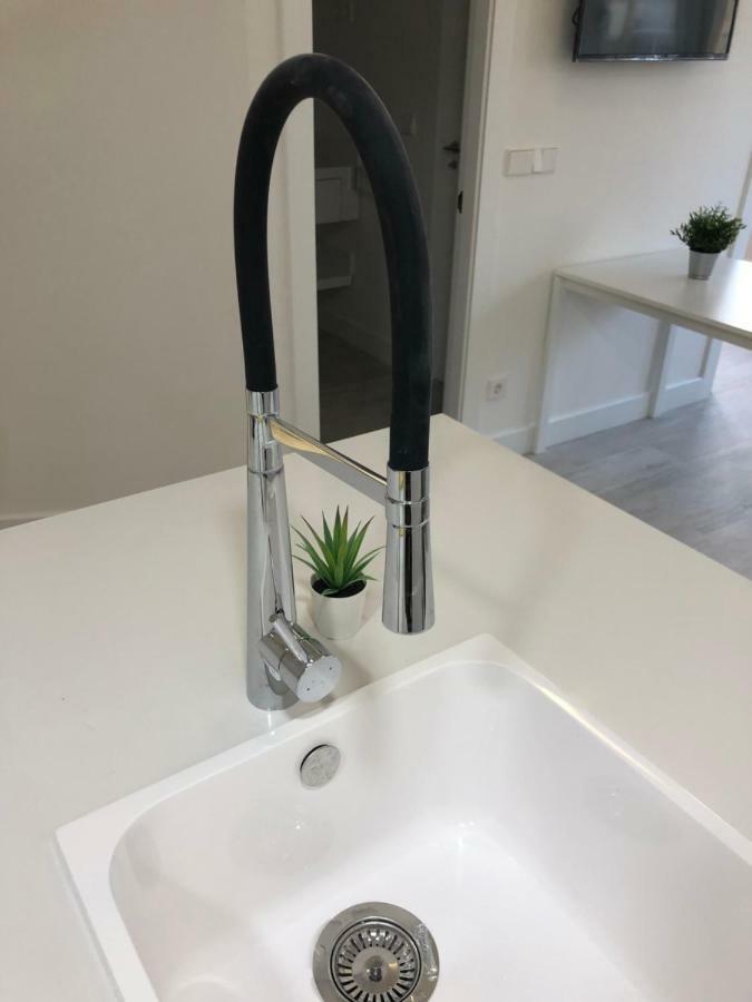 Pisos Con Piscina Barrio Exclusivo-Wizinkcenter Alquiler Temporada Appartement Madrid Buitenkant foto